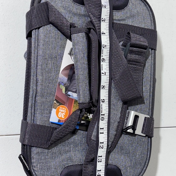 CleverMade Collapsible Insulated Tahoe Cooler 30 Can Bag 5 GAL 20L Gray - Picture 14 of 16